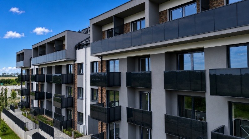 Blok mieszkaniowy w Stargardzie na osiedlu Griffin House